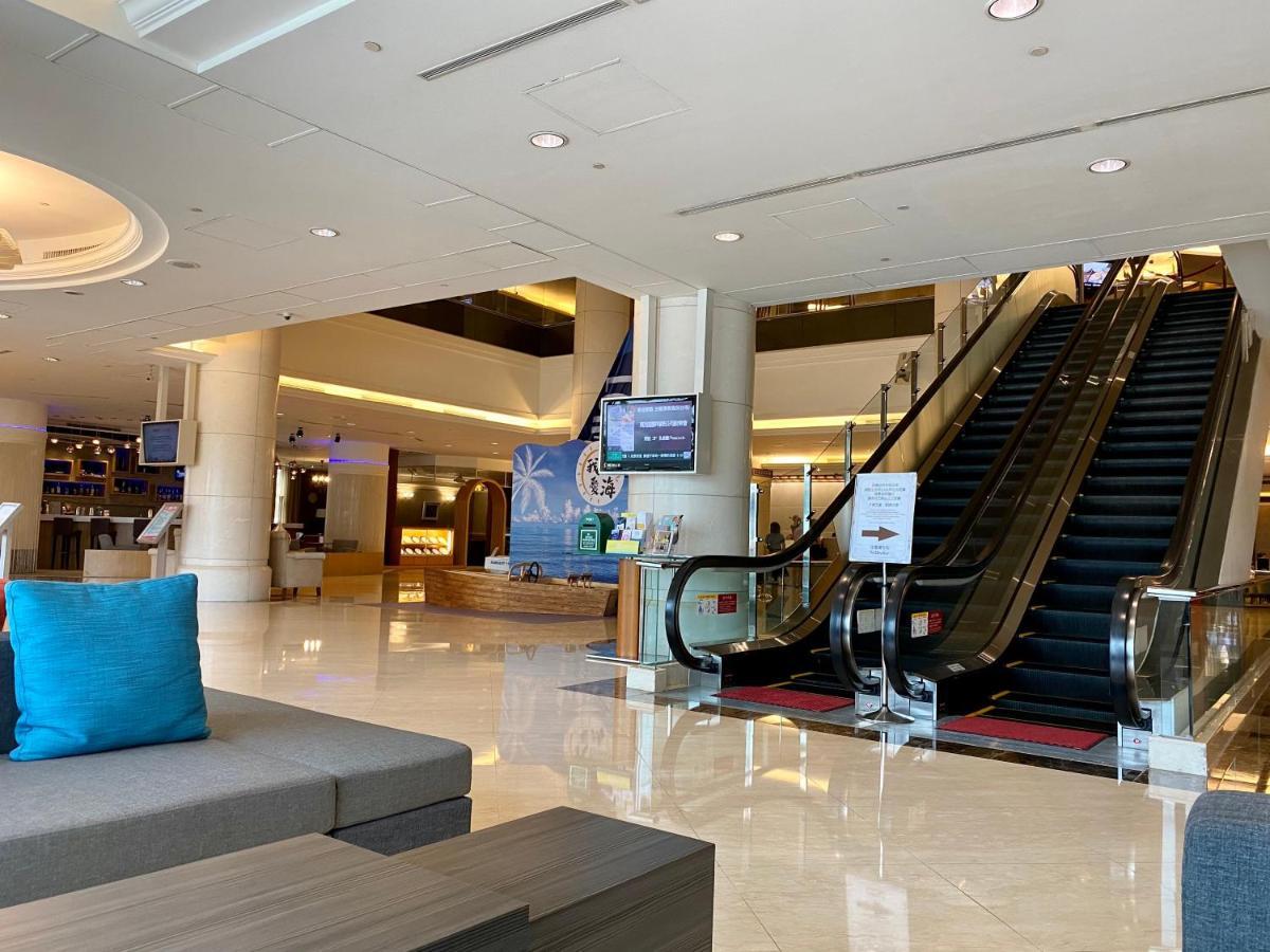 Evergreen Plaza Hotel - Tainan Exterior photo The lobby of the hotel